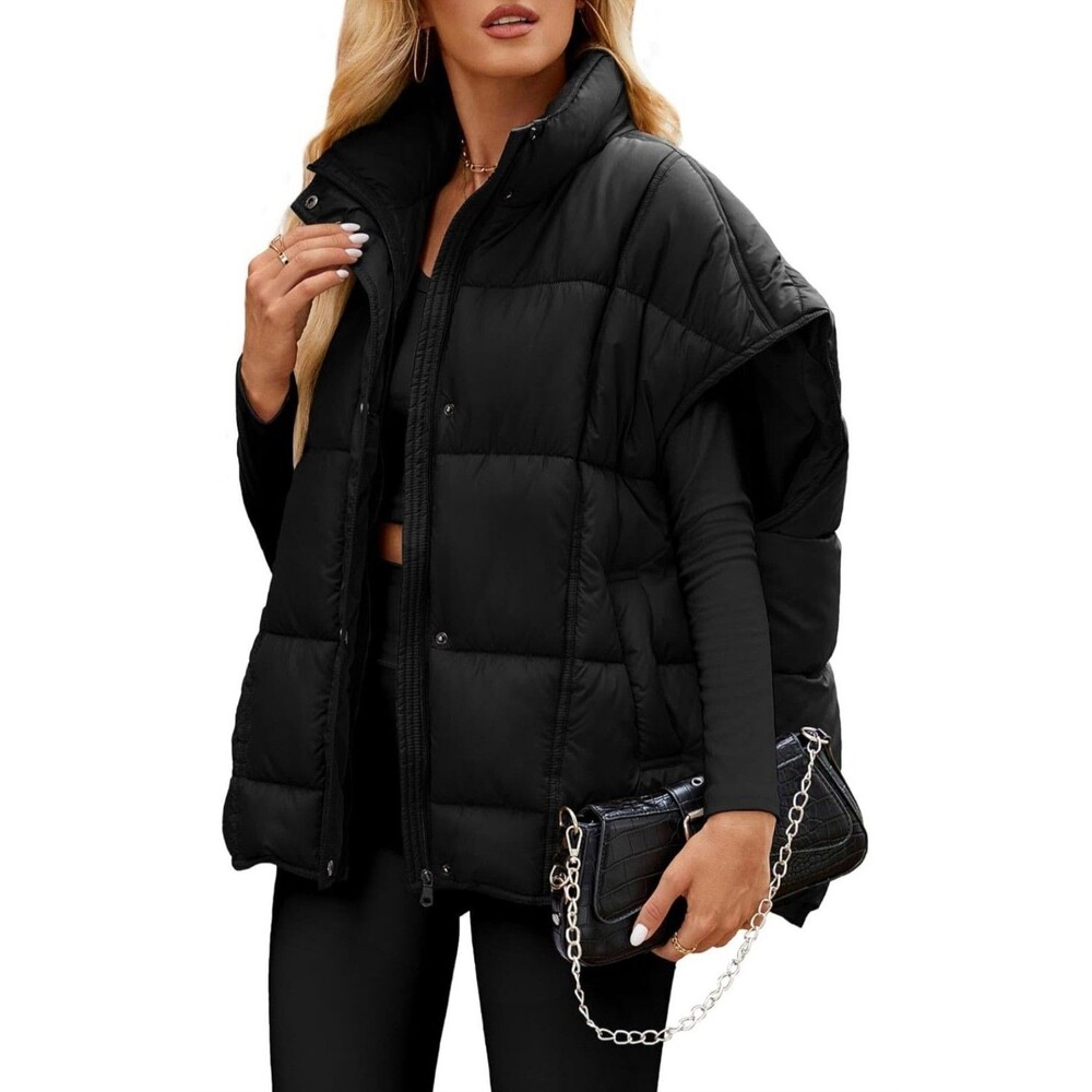 Women’s Black Oversized Puffer Vest Medium / Large Quilted Sleeveless Zip Snap